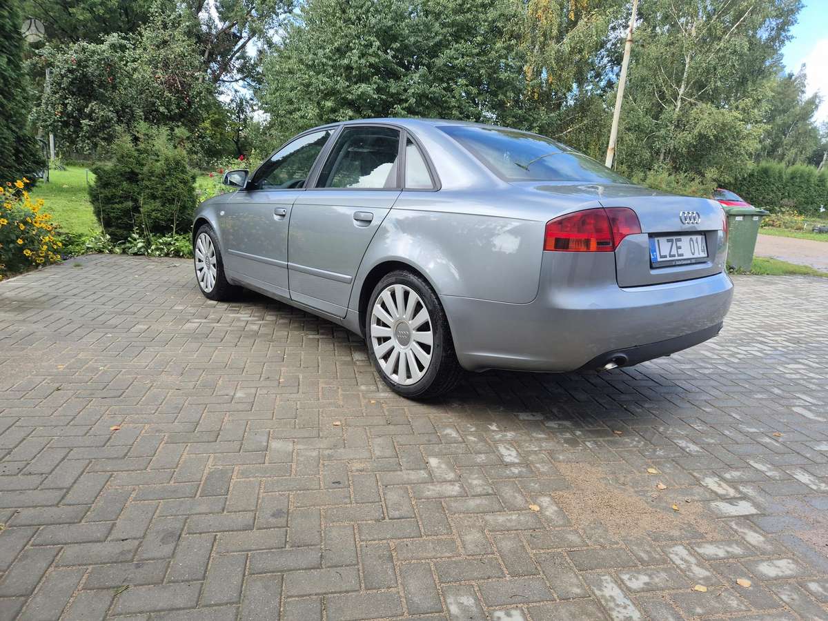 Audi A4 - 8