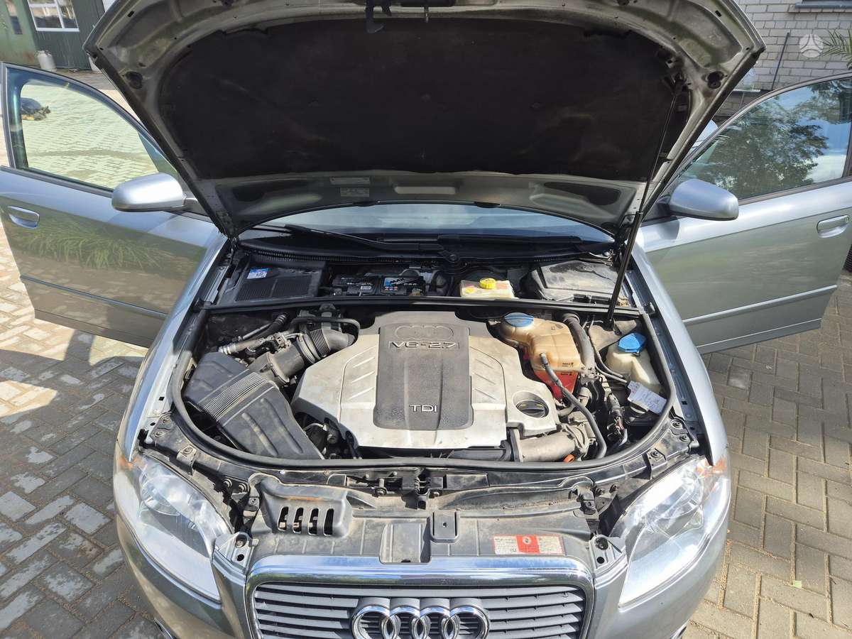 Audi A4 - 12
