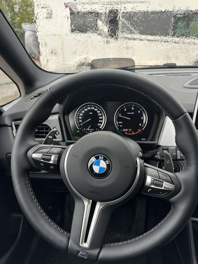 BMW 218 Gran Tourer, Минивэн