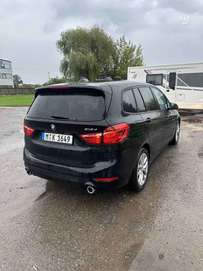 BMW 218 Gran Tourer, Минивэн