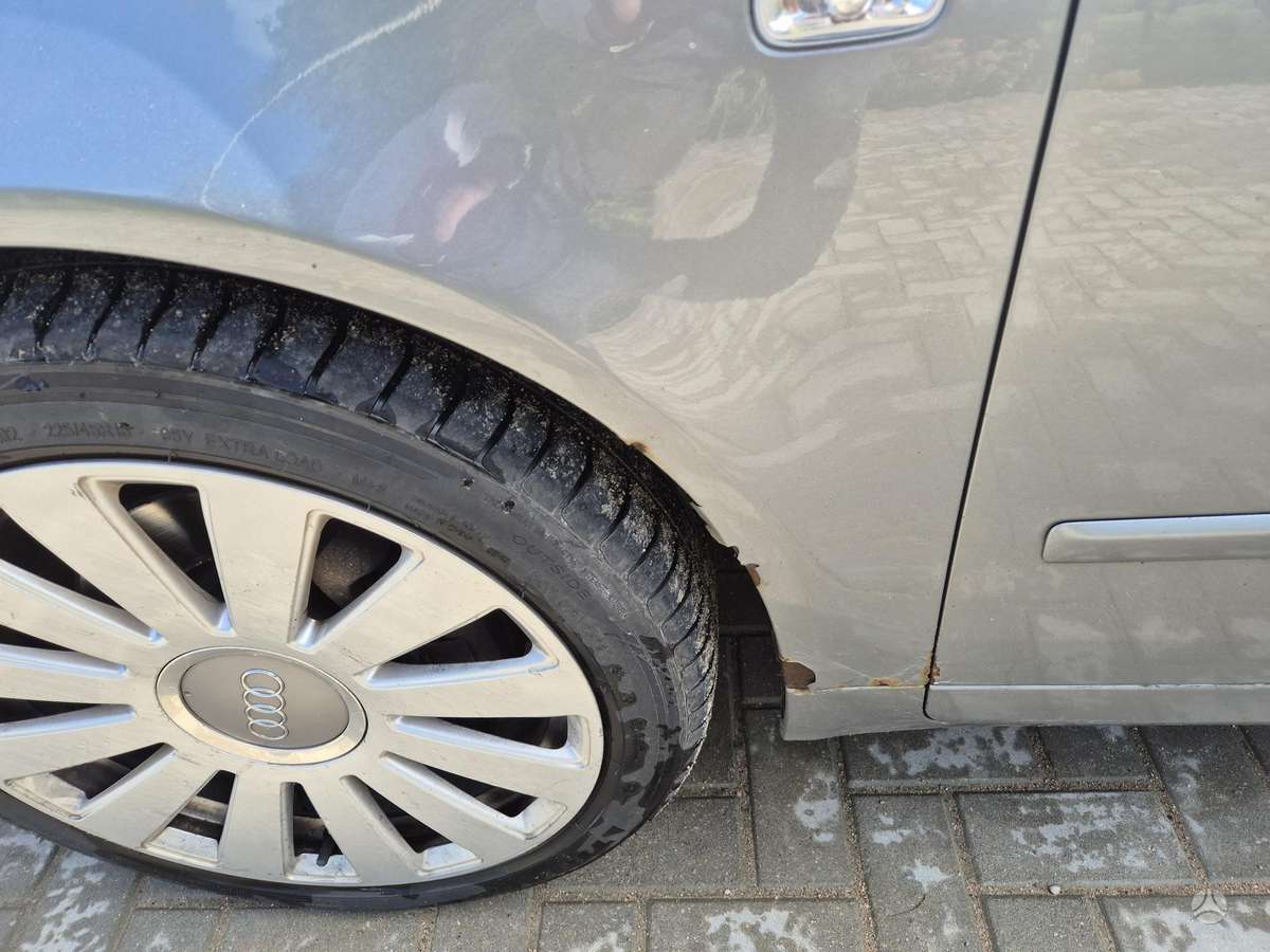 Audi A4, 2.7 l., sedanas