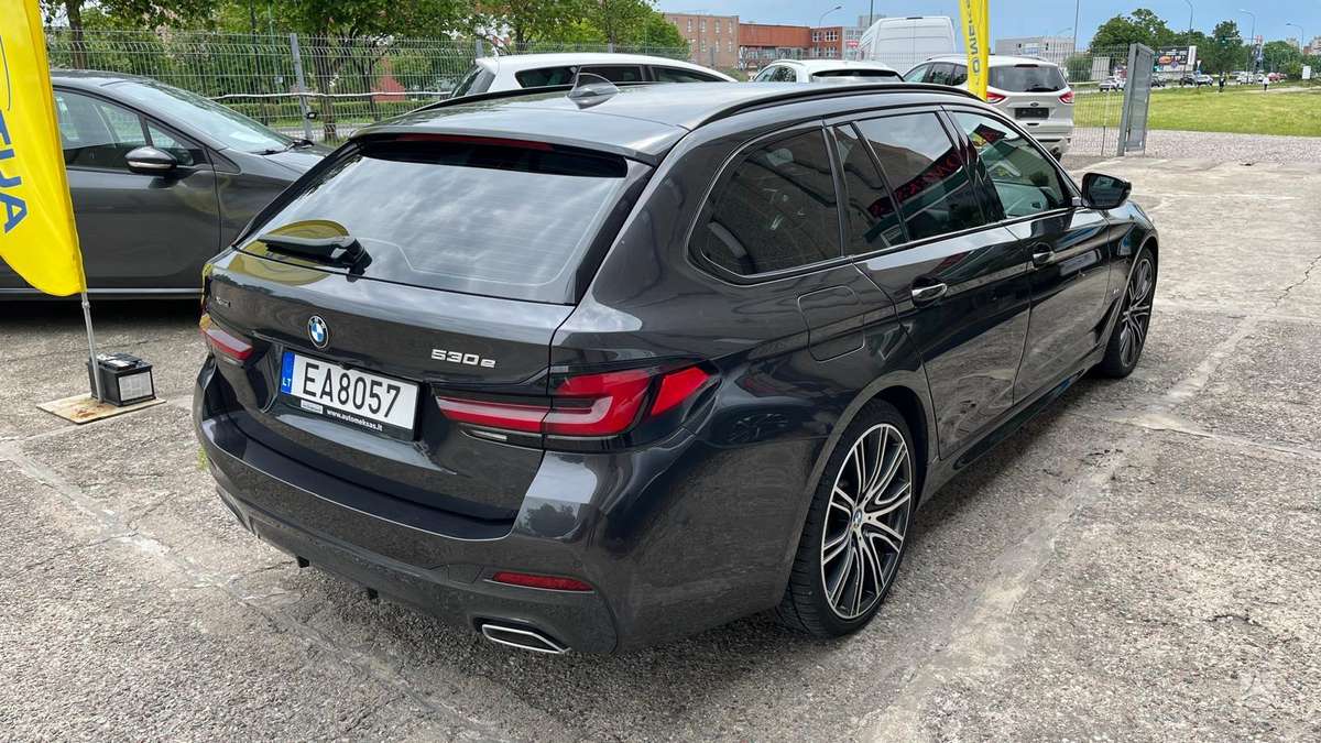 BMW 530 - 4