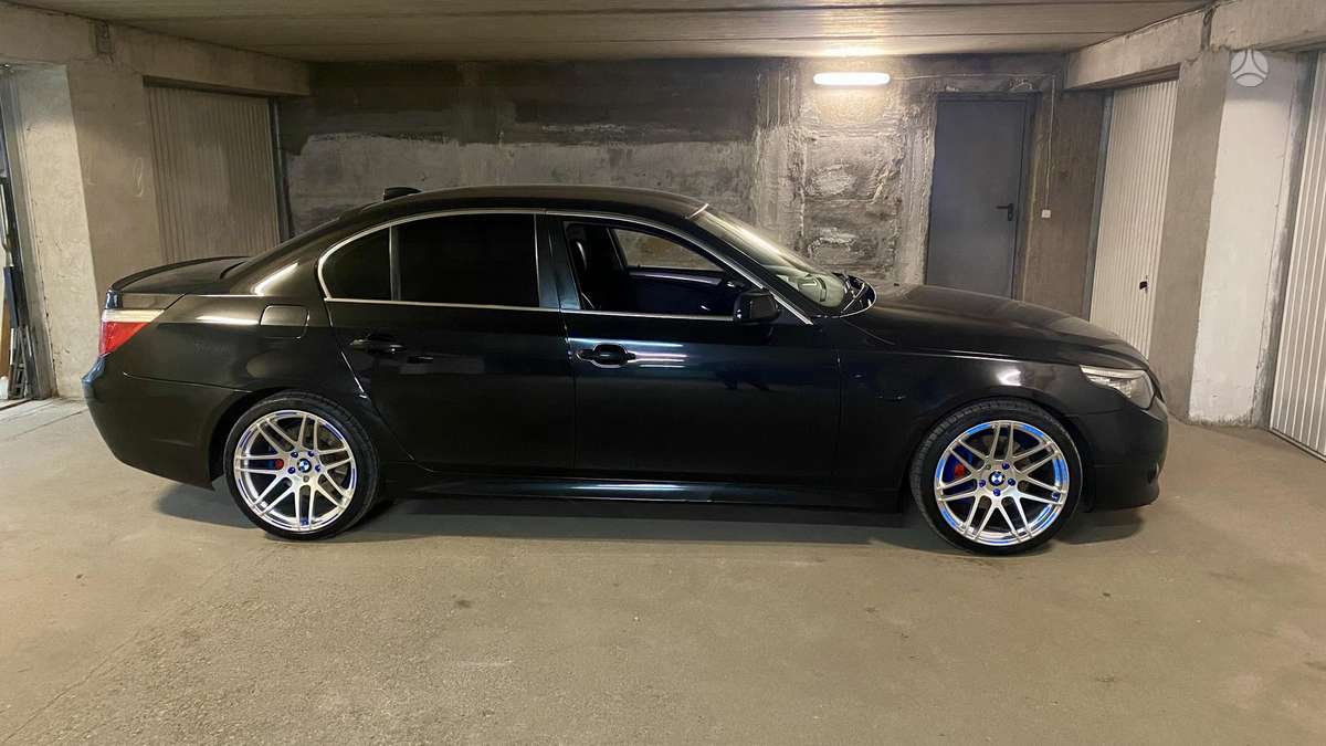 BMW 530, 3.0 l., Седан