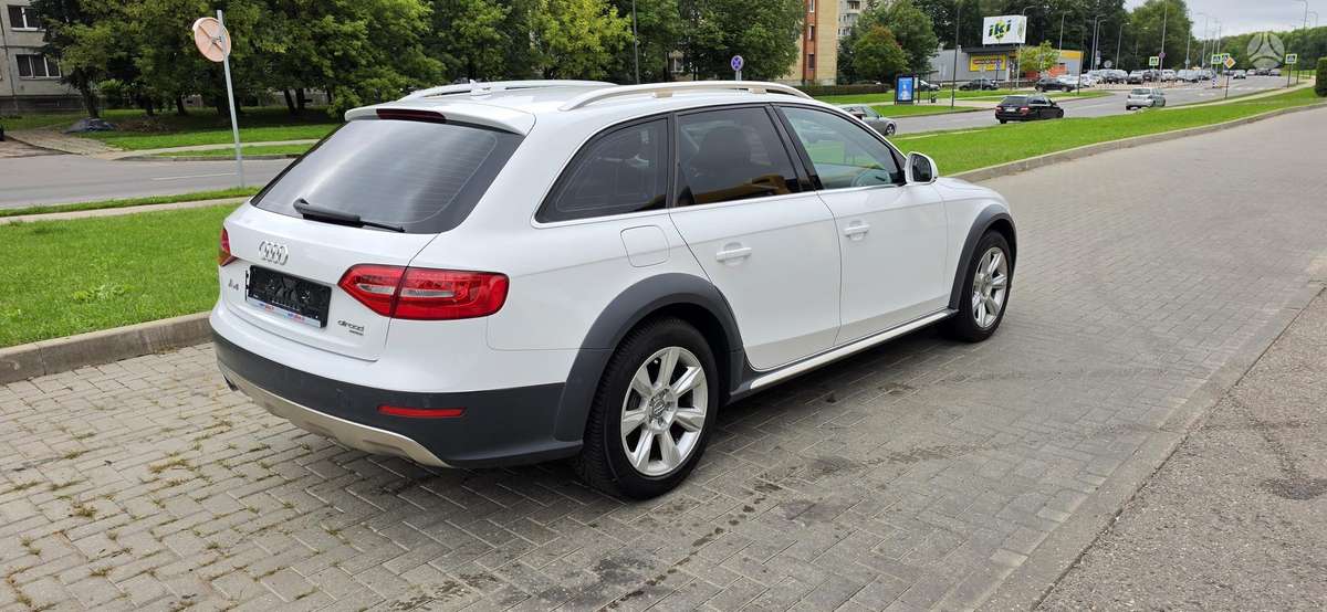 Audi A4 allroad, 2.0 l., Универсал