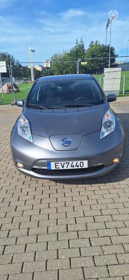 Nissan Leaf, 30 kWh, hatchback
