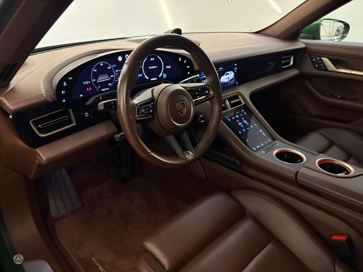 Porsche Taycan - 2
