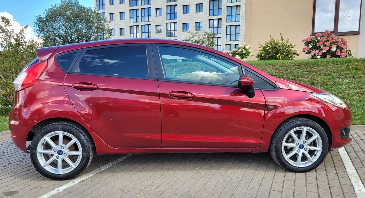 Ford Fiesta - 4