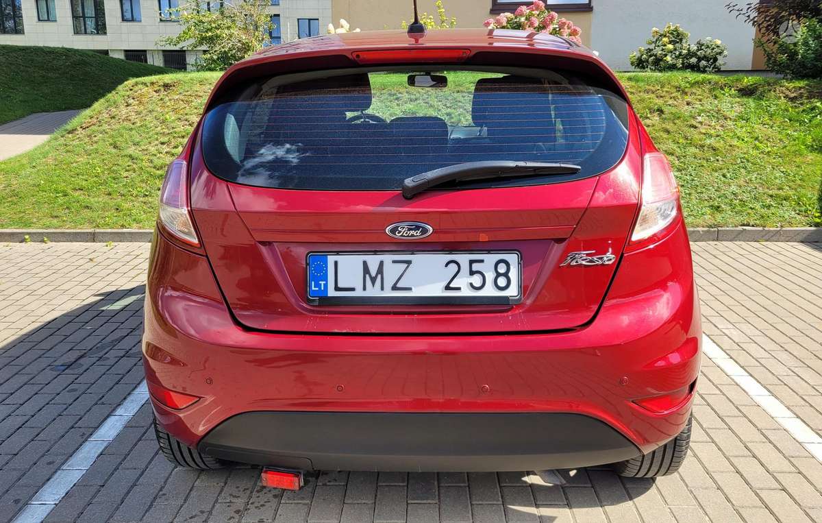 Ford Fiesta - 8