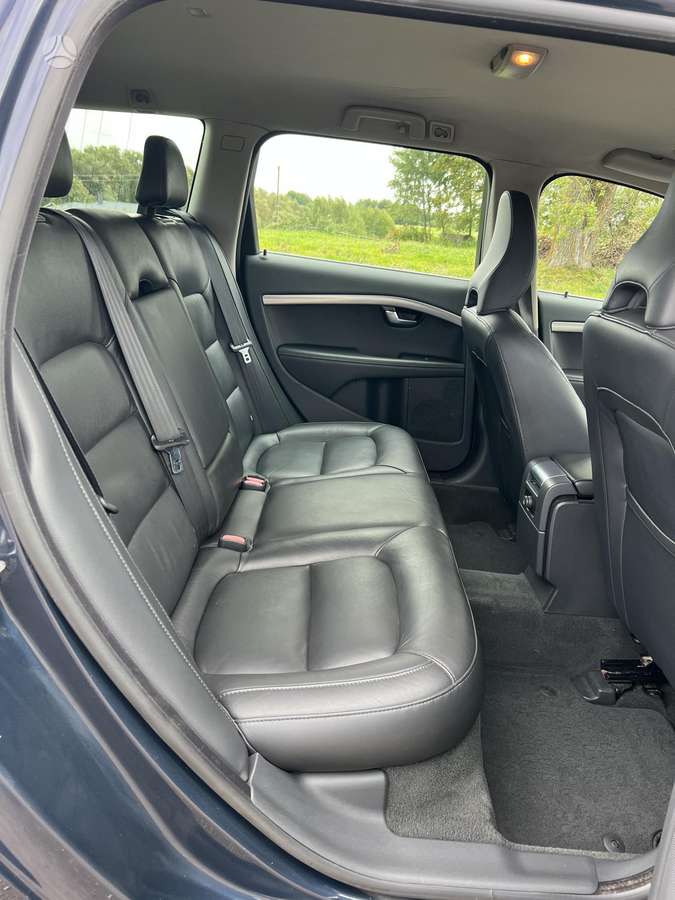 Volvo V70, 2.0 l., wagon