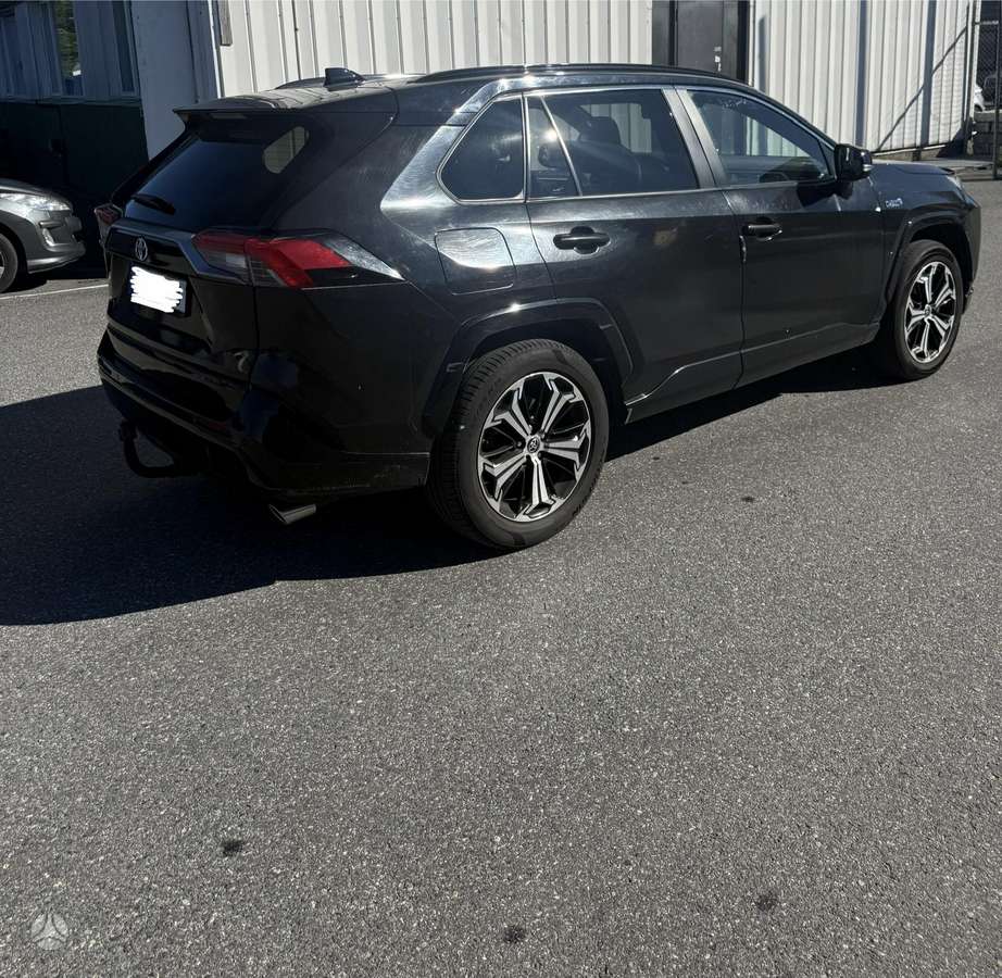 Toyota RAV4 - 4