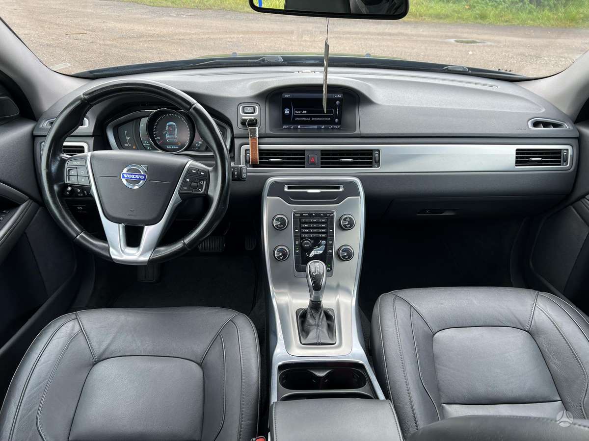 Volvo V70, 2.0 l., Универсал