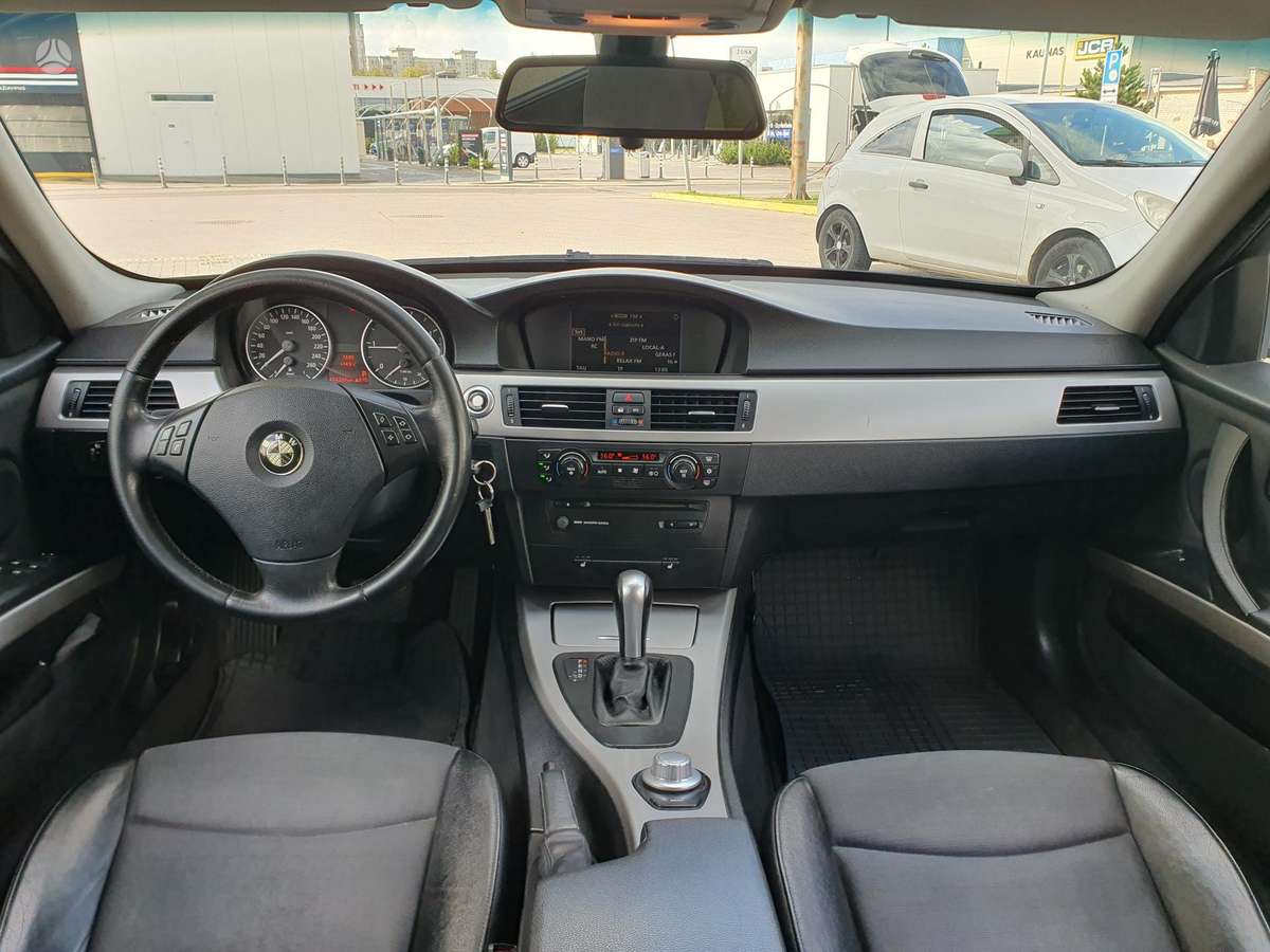 BMW 320, 2.0 l., universalas
