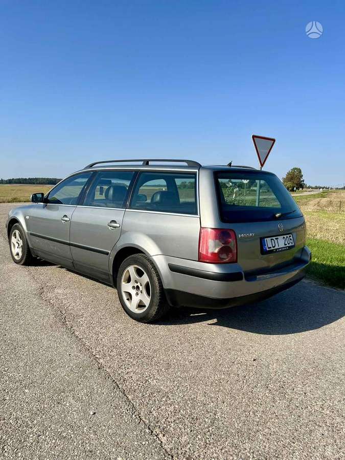 Volkswagen Passat - 7