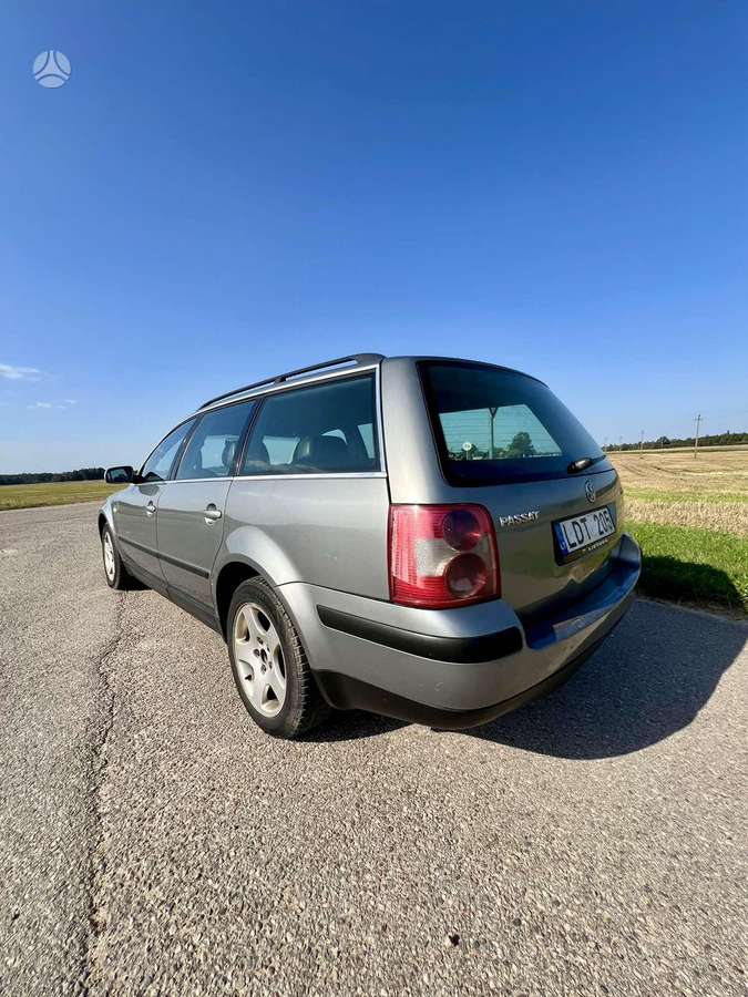 Volkswagen Passat - 9