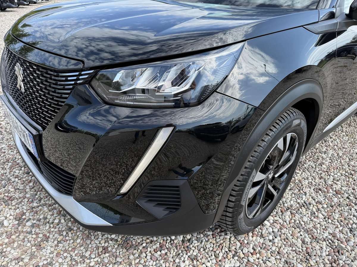 Peugeot 2008 - 9