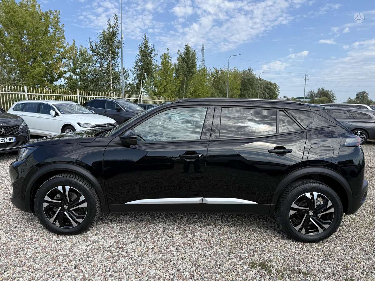 Peugeot 2008 - 8
