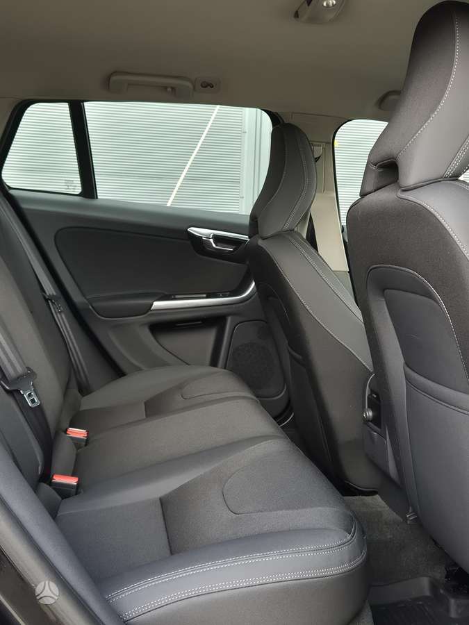 Volvo V60, 2.0 l., Универсал
