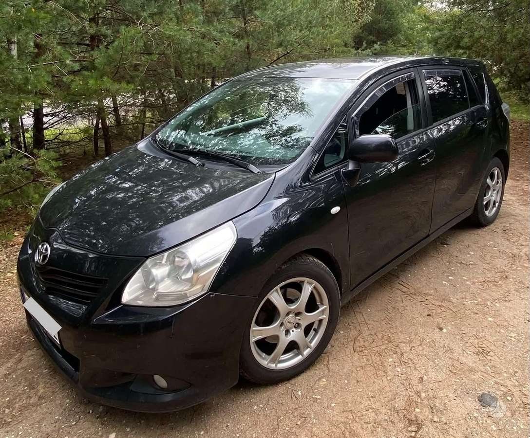 Toyota Verso - 2