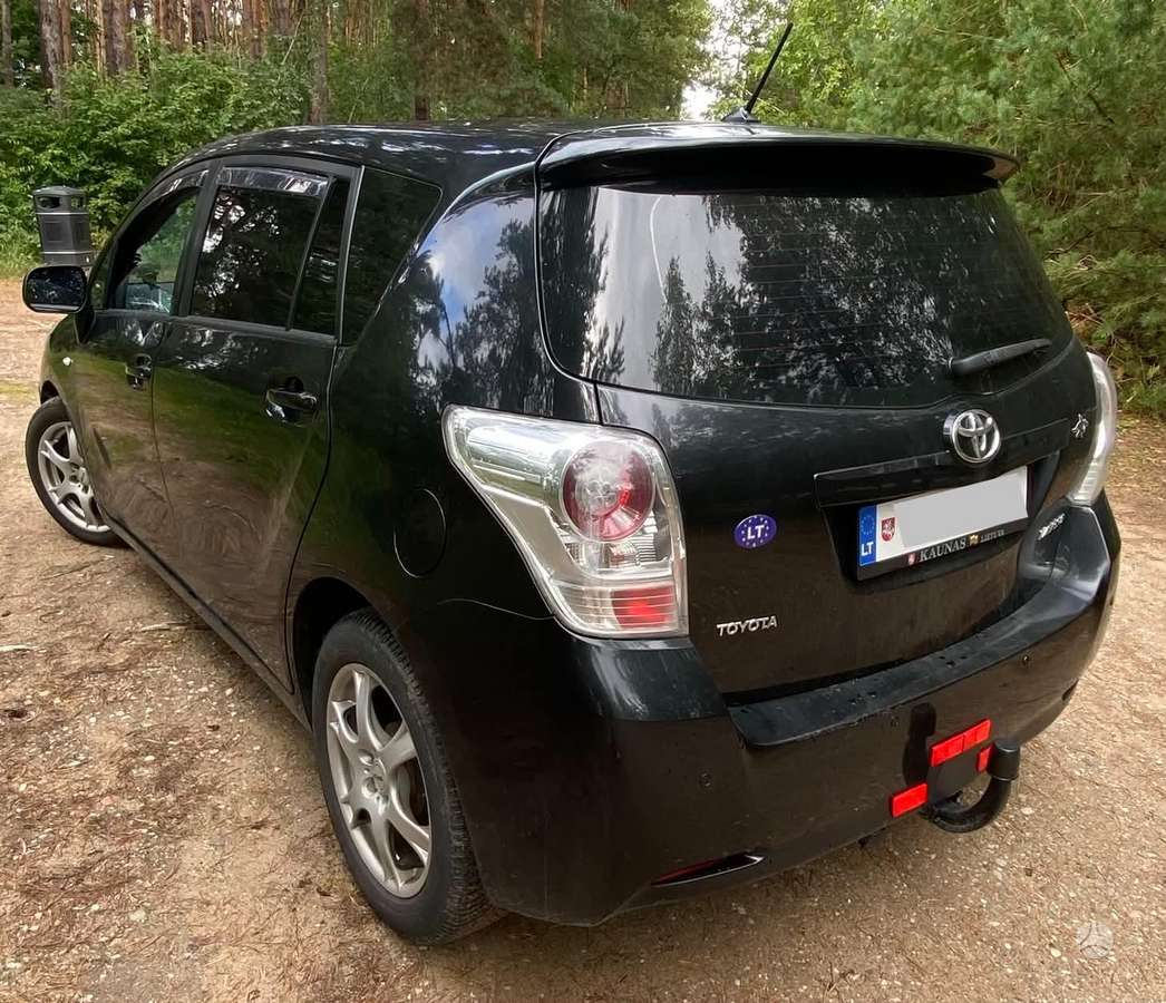 Toyota Verso - 5