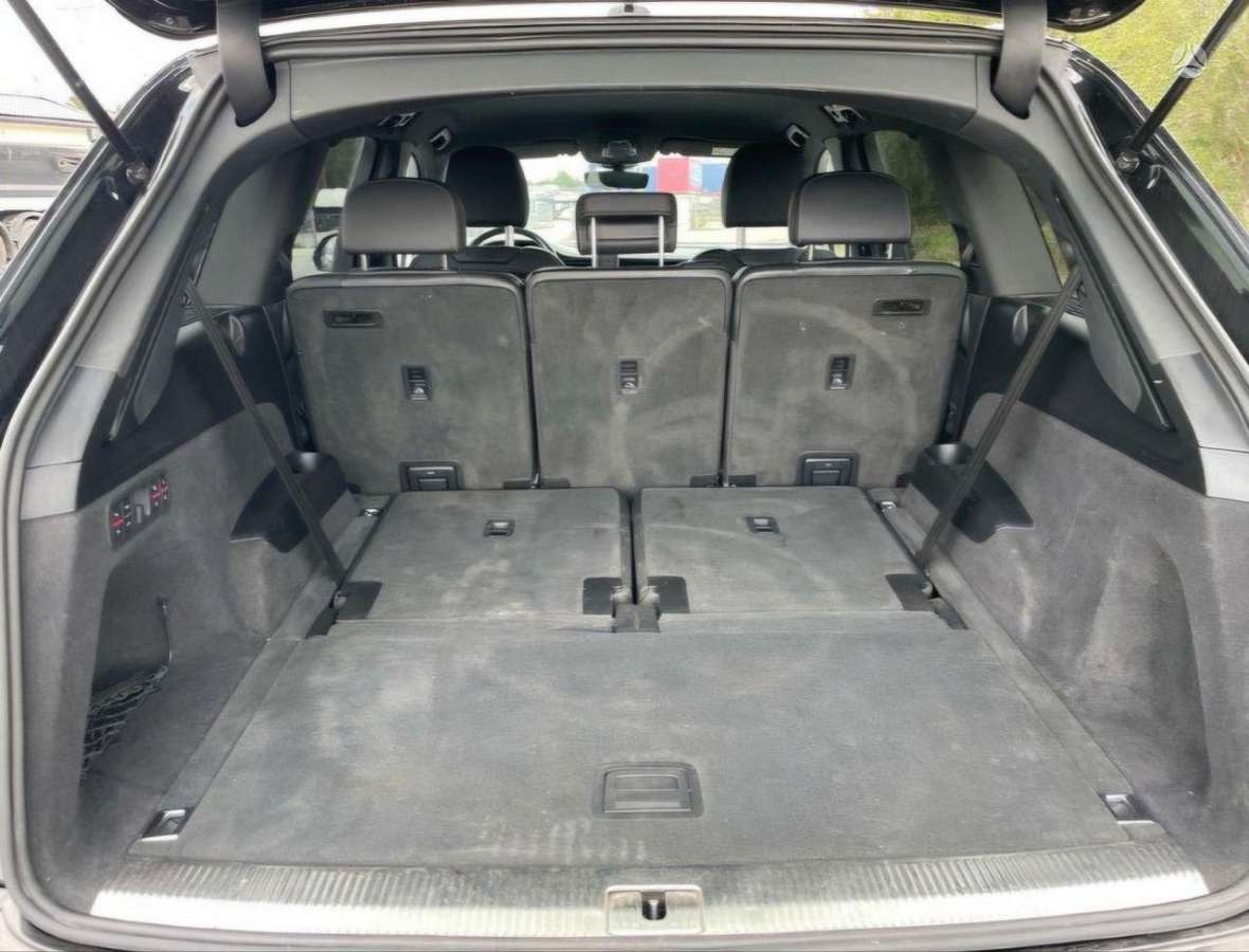 Audi Q7 - 9