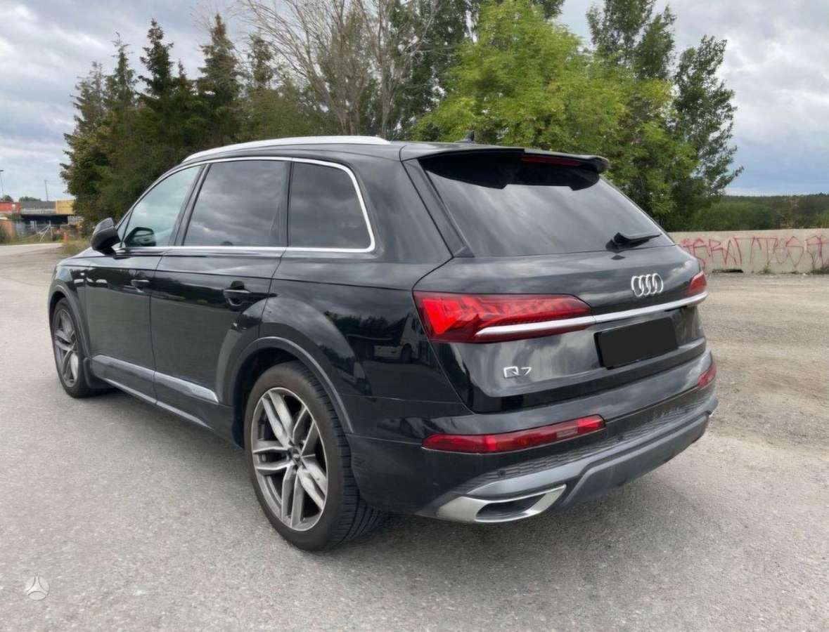 Audi Q7 - 4