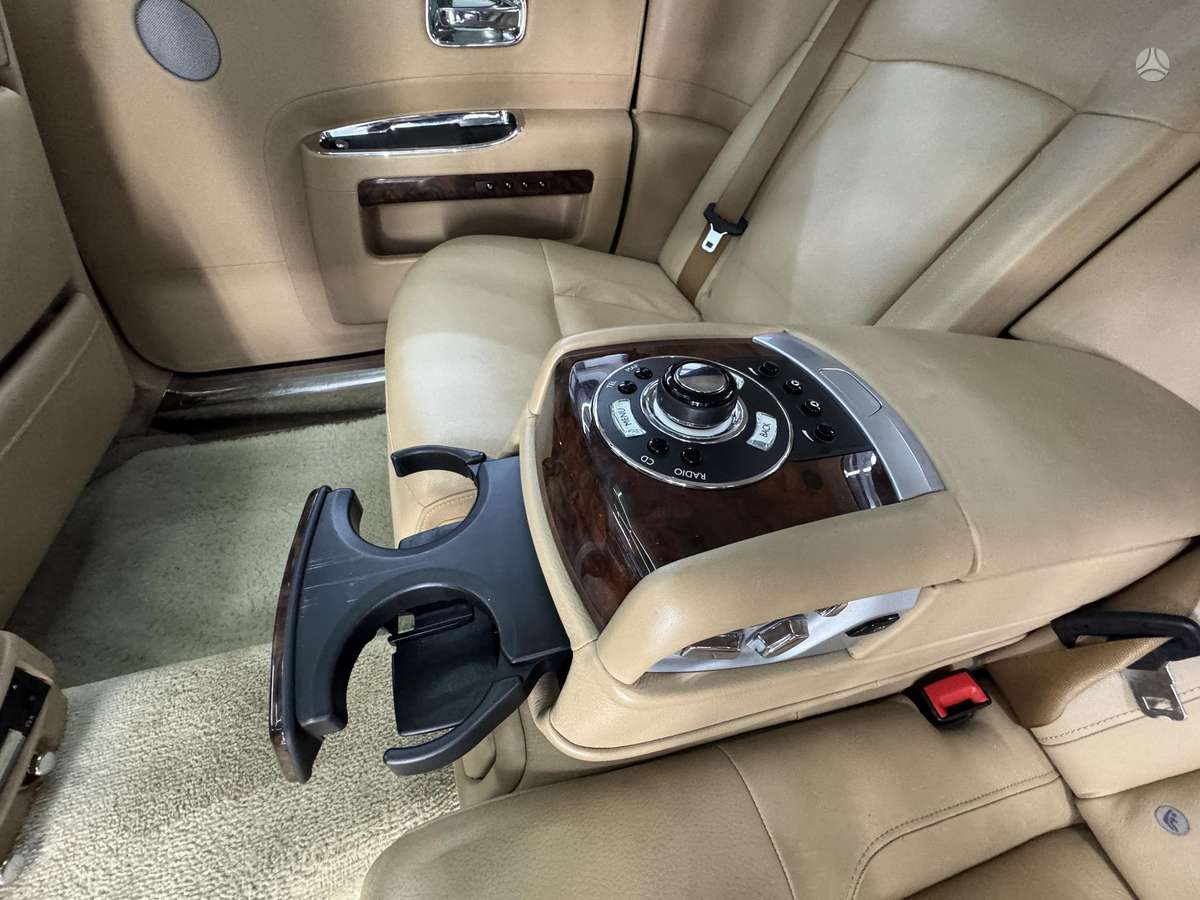 Rolls-Royce Ghost, 6.6 l., saloon / sedan