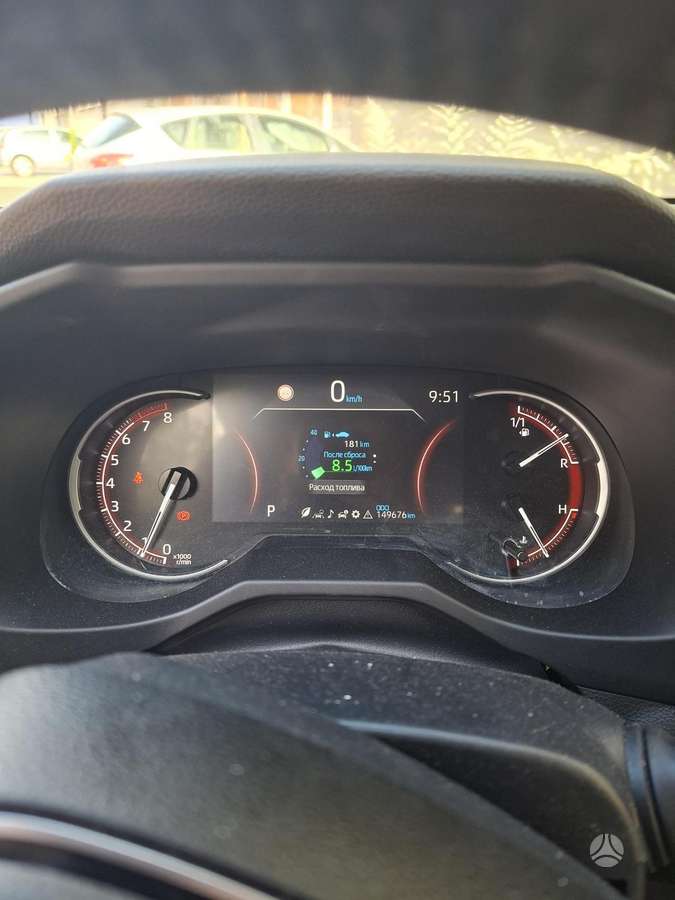 Toyota RAV4 - 5