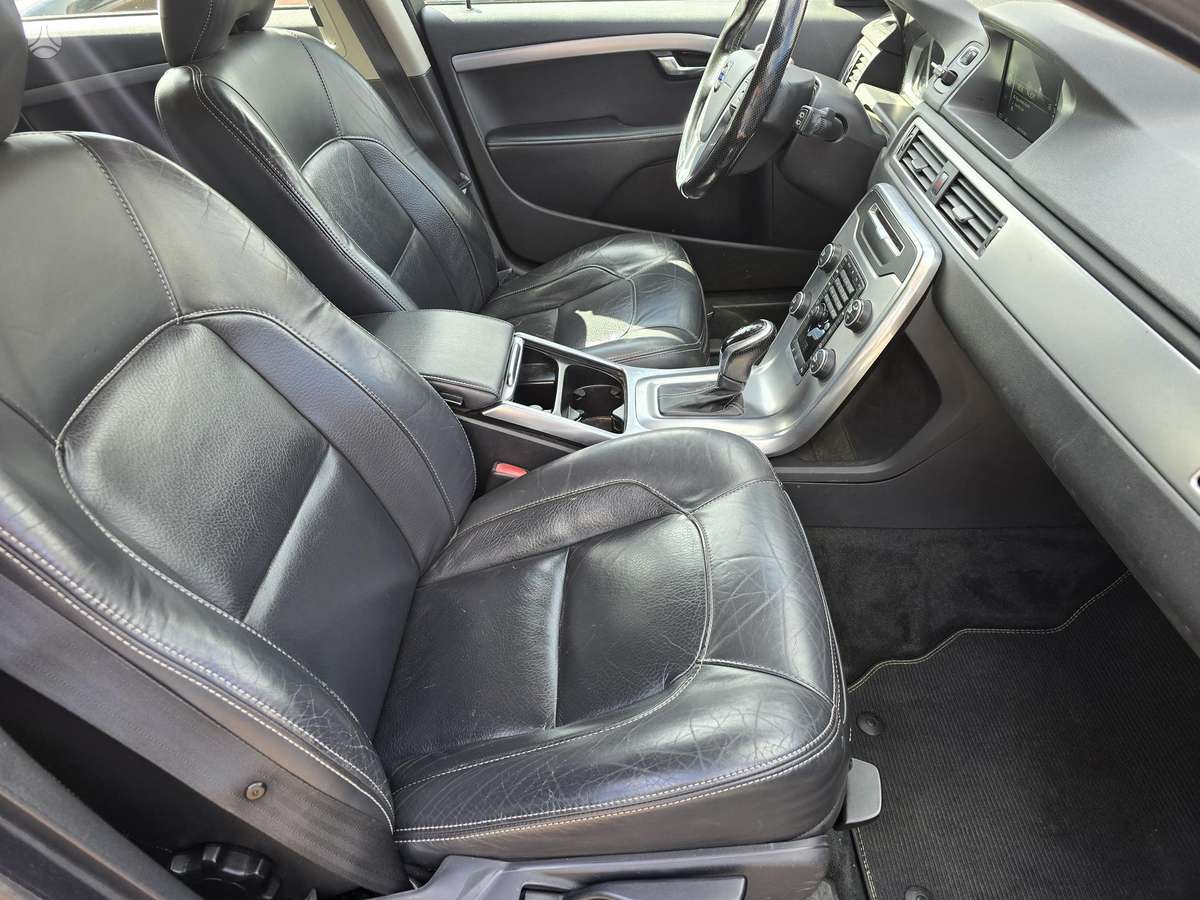 Volvo V70 - 11