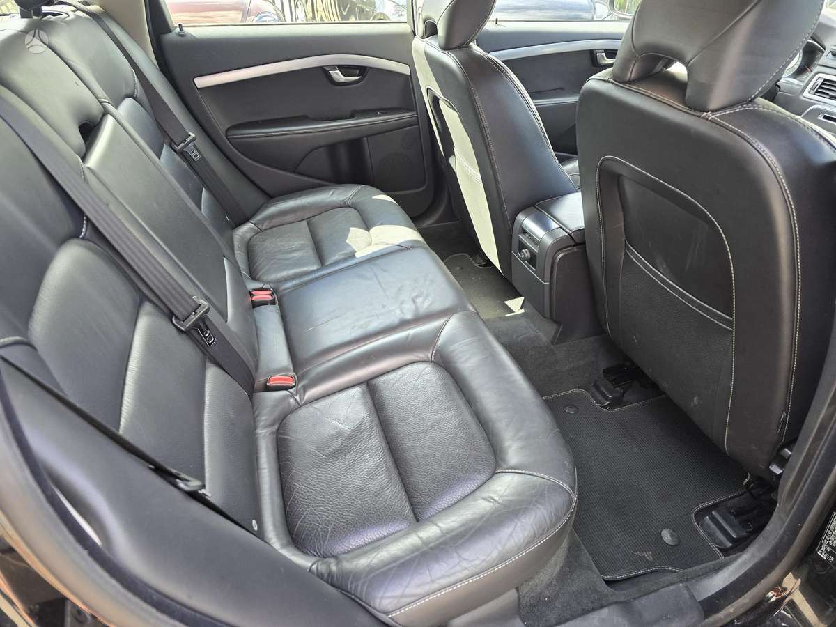 Volvo V70 - 12