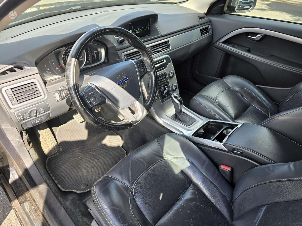 Volvo V70 - 9