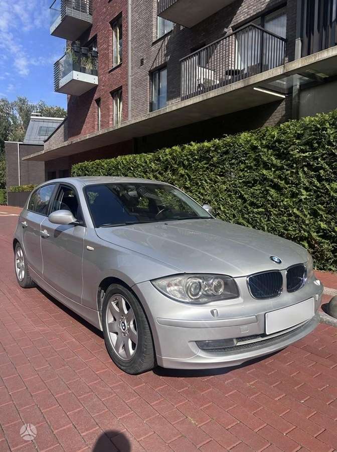 BMW 118 - 6