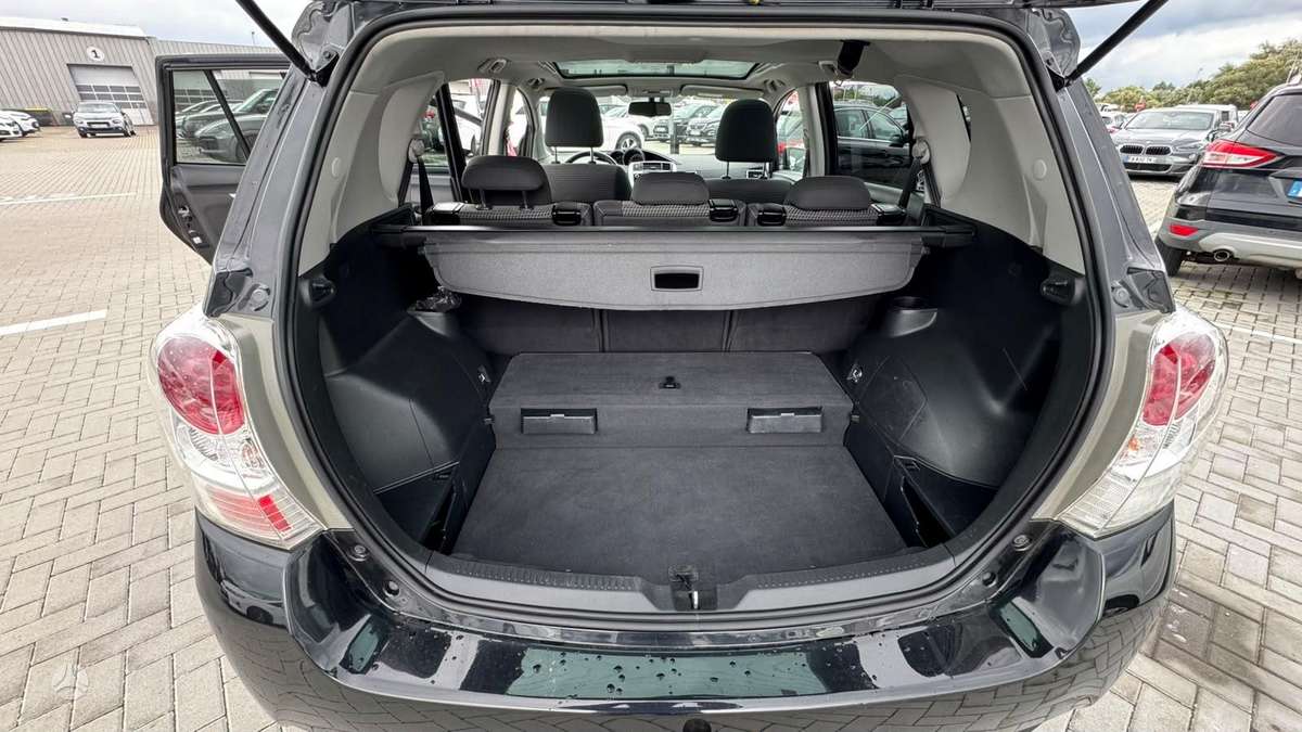 Toyota Verso - 6