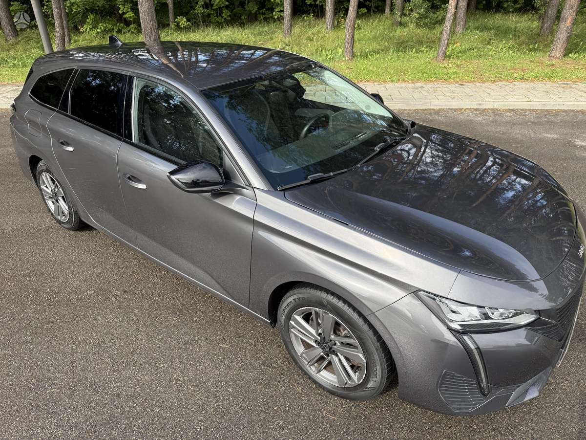 Peugeot 308, 1.2 l., Универсал