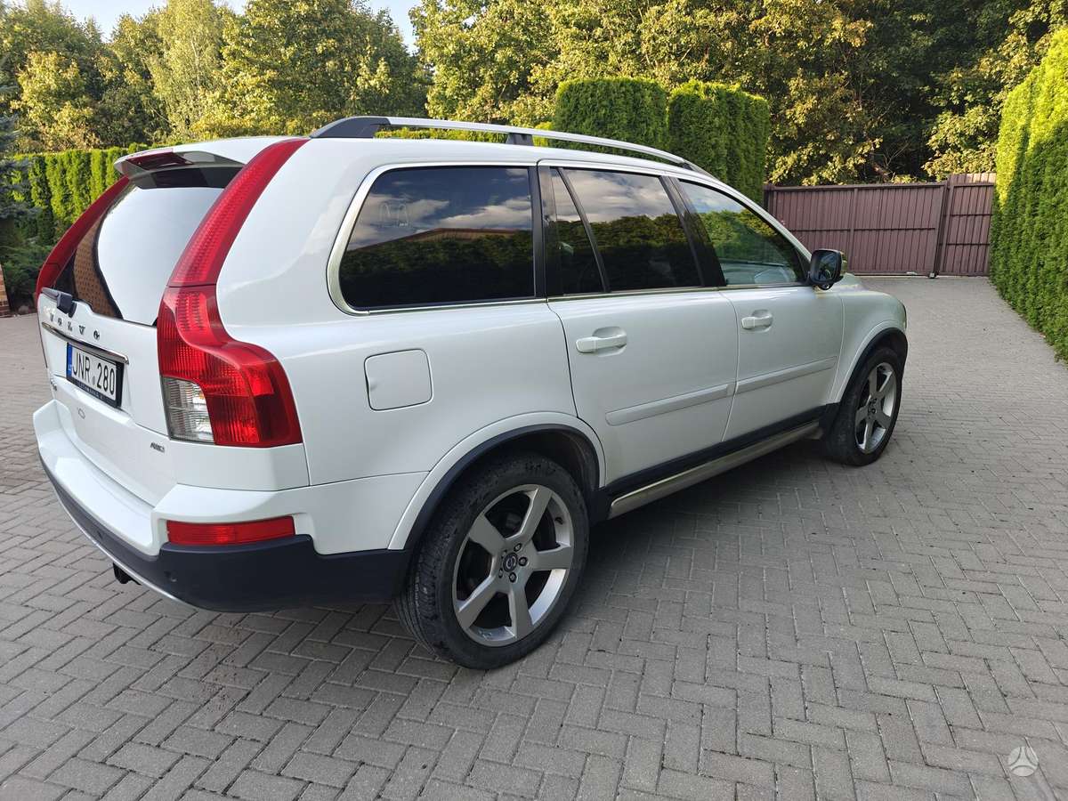 Volvo XC90 - 3