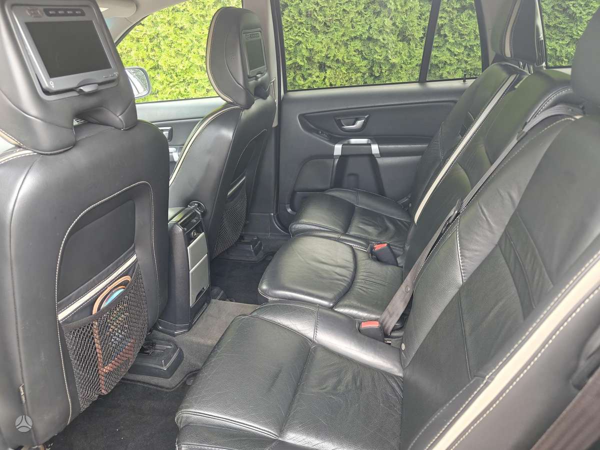 Volvo XC90 - 7