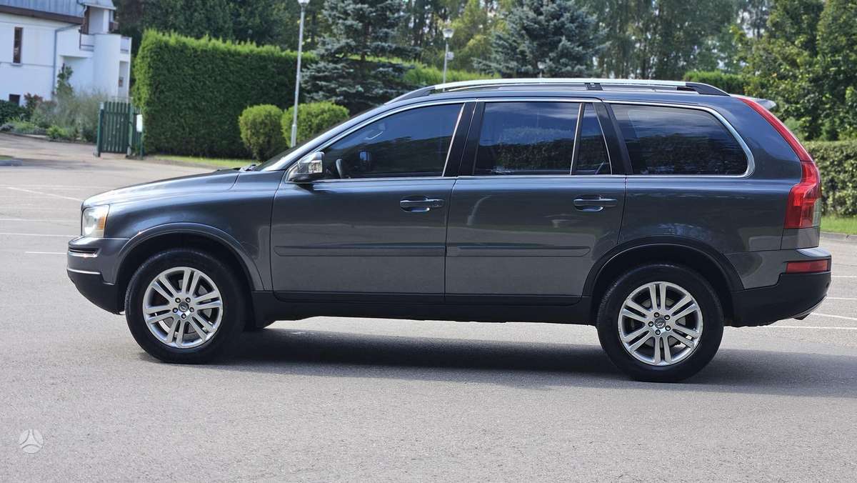 Volvo XC90 - 2