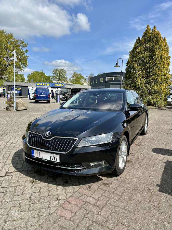 Skoda Superb, 1.8 l., Хэтчбек