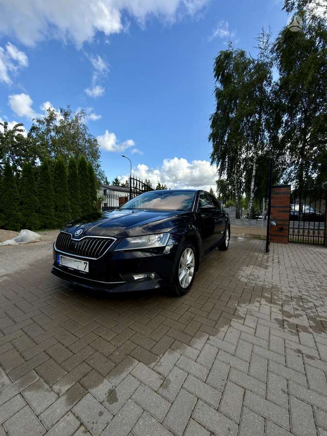 Skoda Superb, 1.8 l., Хэтчбек