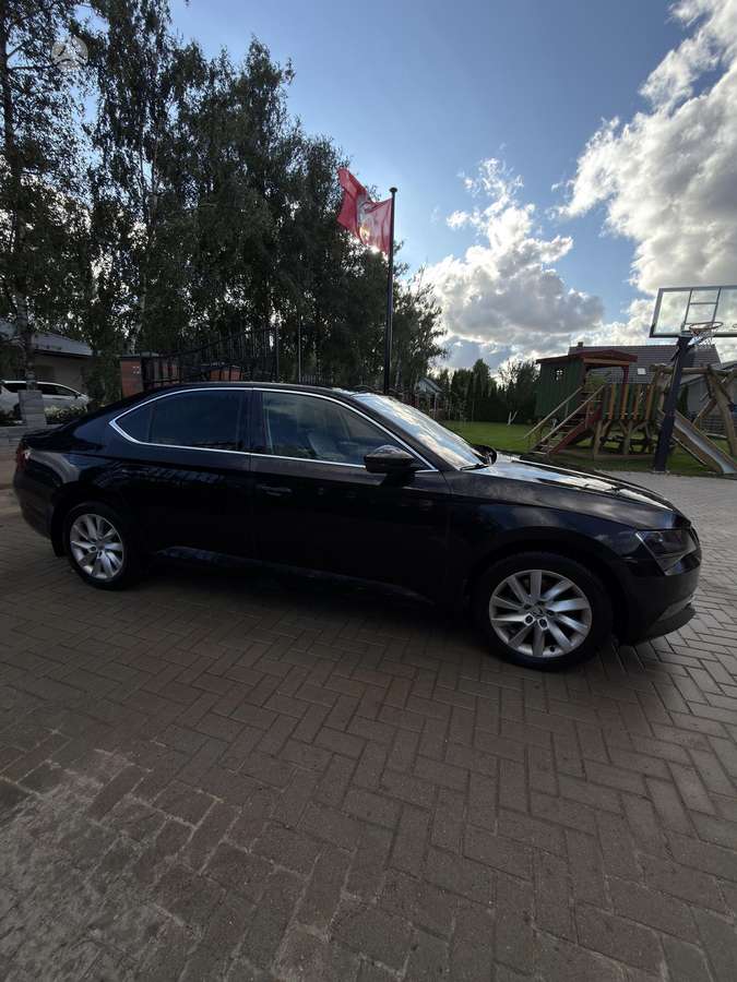Skoda Superb, 1.8 l., Хэтчбек
