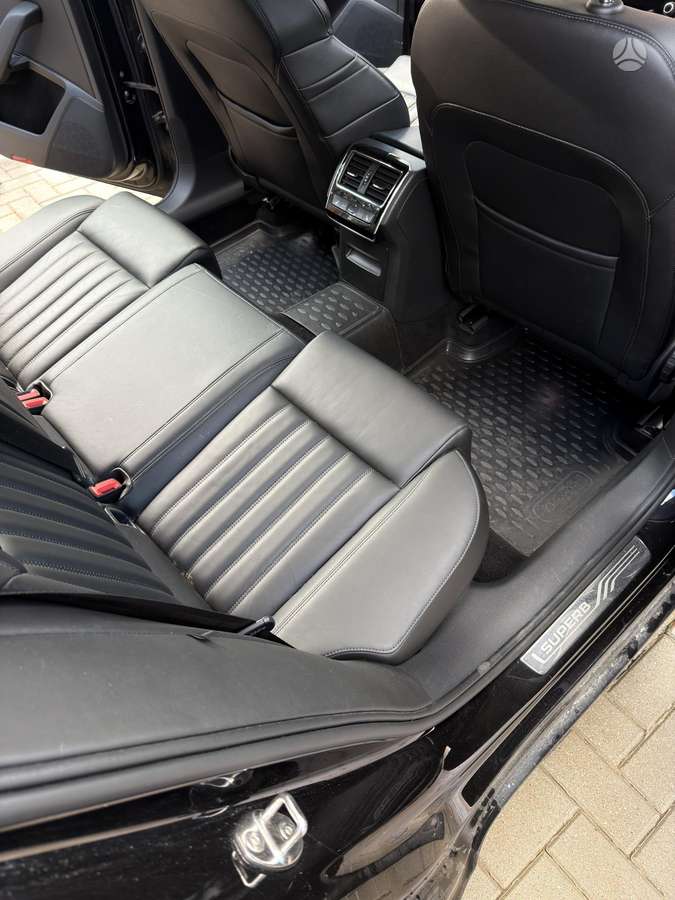 Skoda Superb, 1.8 l., Хэтчбек