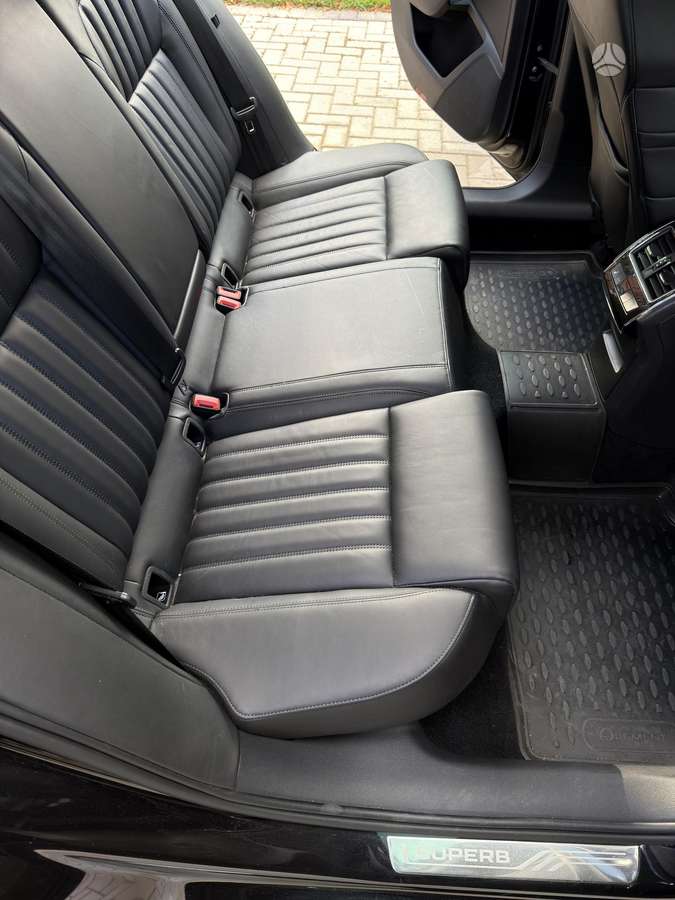 Skoda Superb, 1.8 l., Хэтчбек