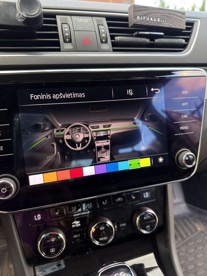 Skoda Superb, 1.8 l., Хэтчбек