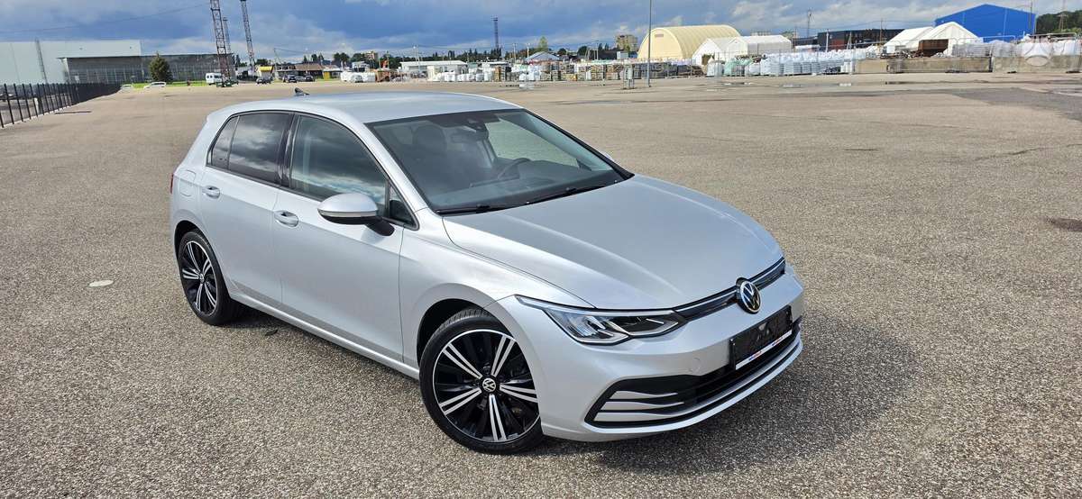 Volkswagen Golf - 5