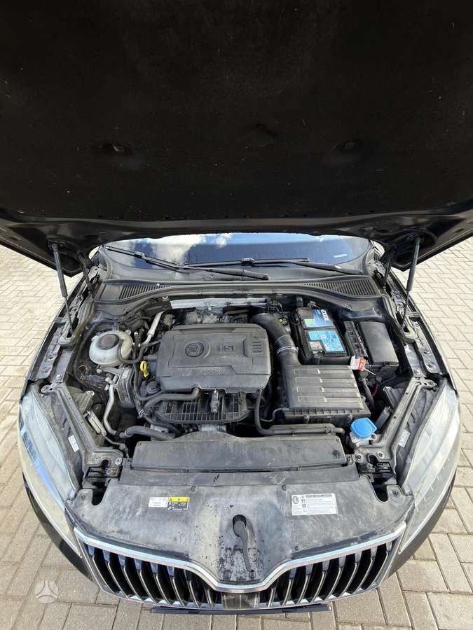 Skoda Superb, 1.8 l., Хэтчбек