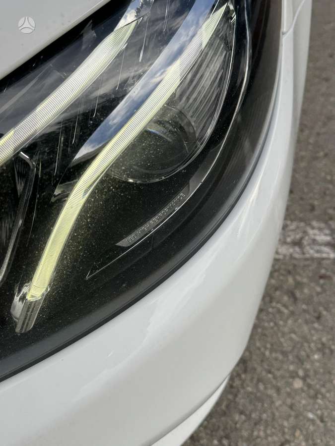 Mercedes-Benz E220, 2.0 l., Седан