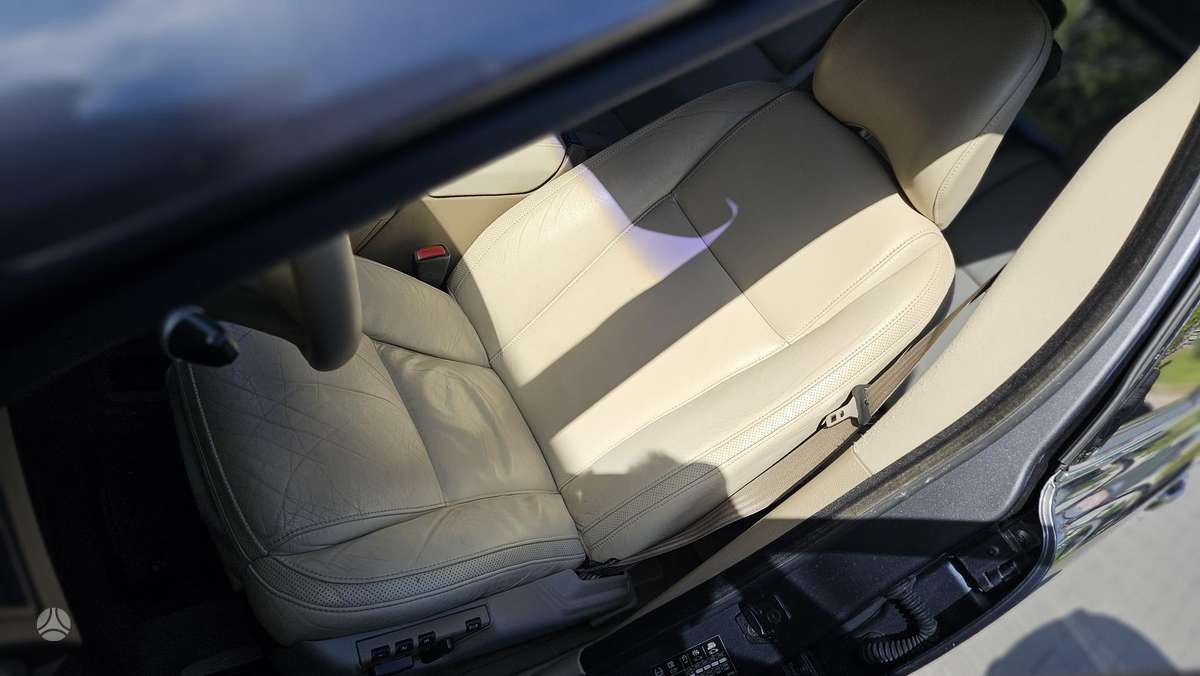 Volvo XC90 - 11