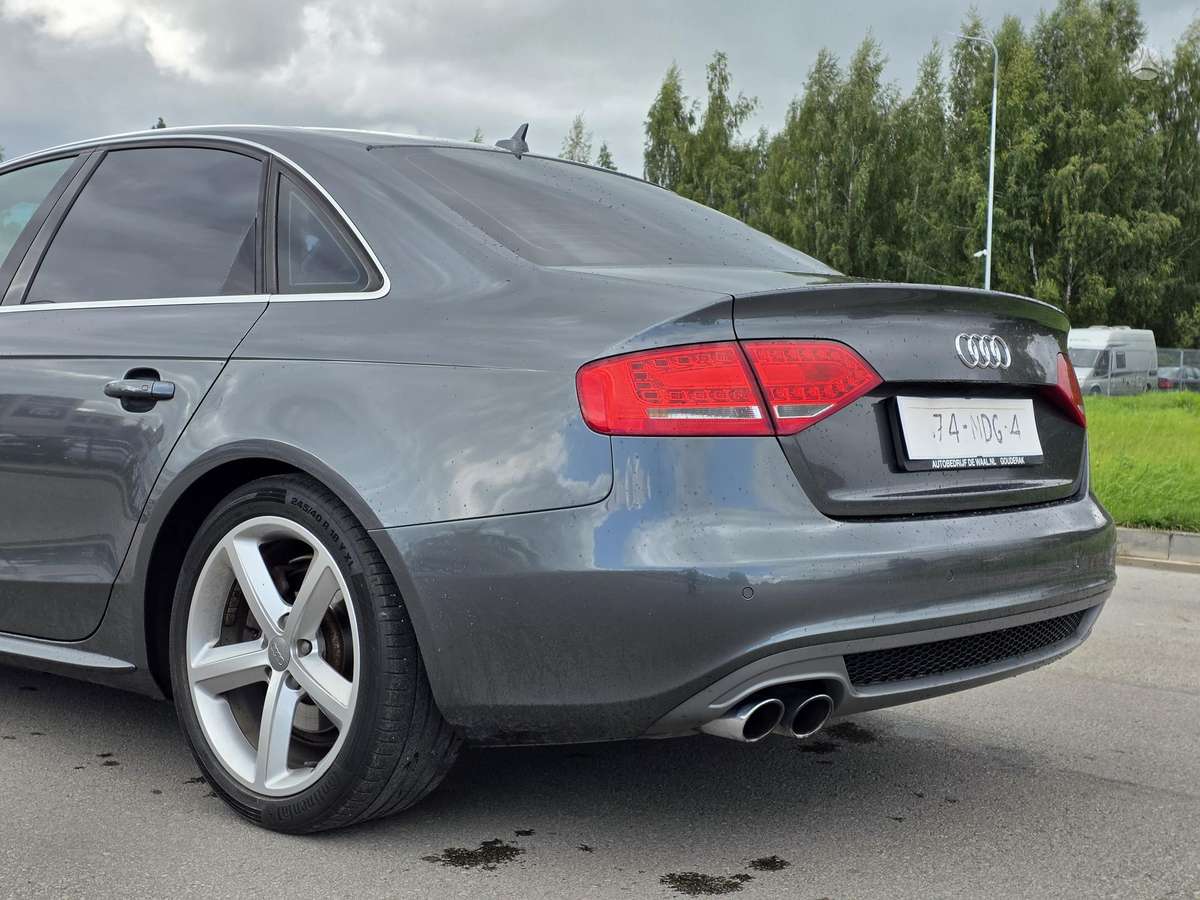 Audi A4 - 9