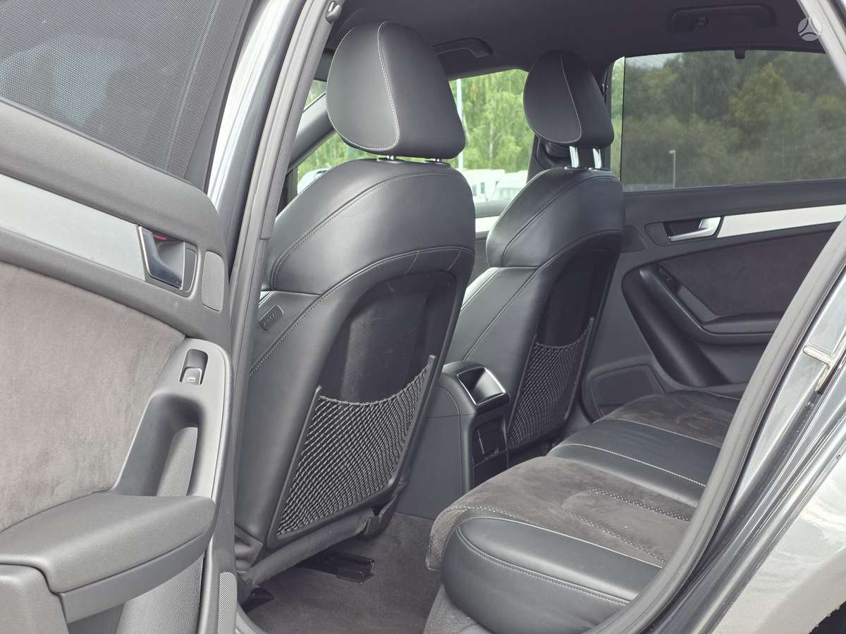 Audi A4, 1.8 l., Седан