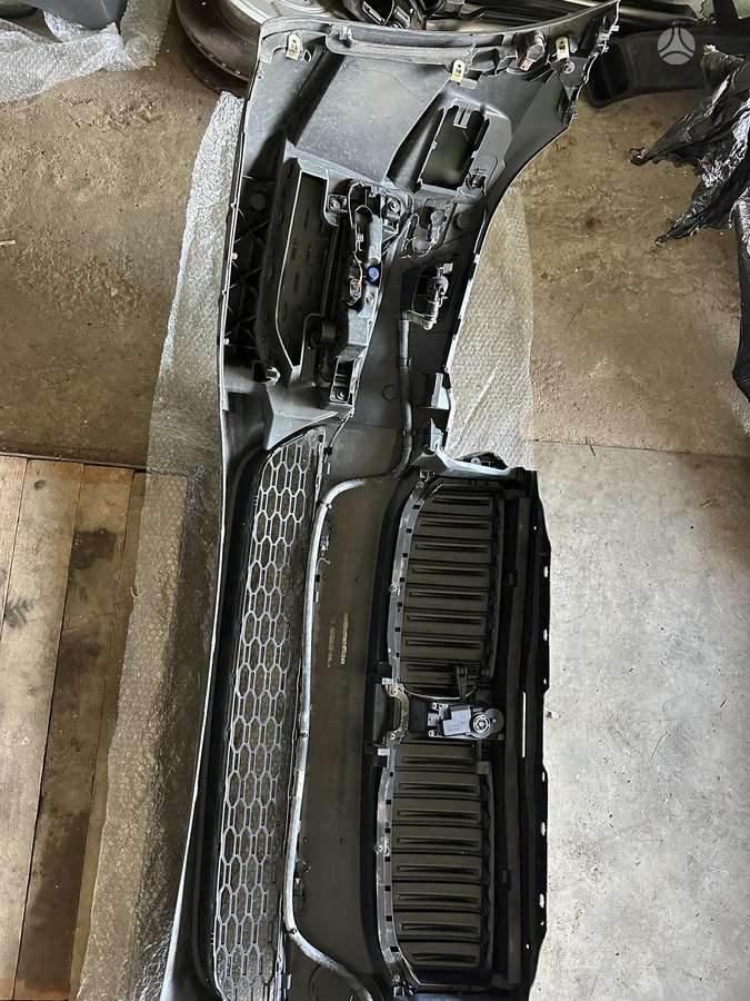 BMW 5 serija kėbulo dalys
