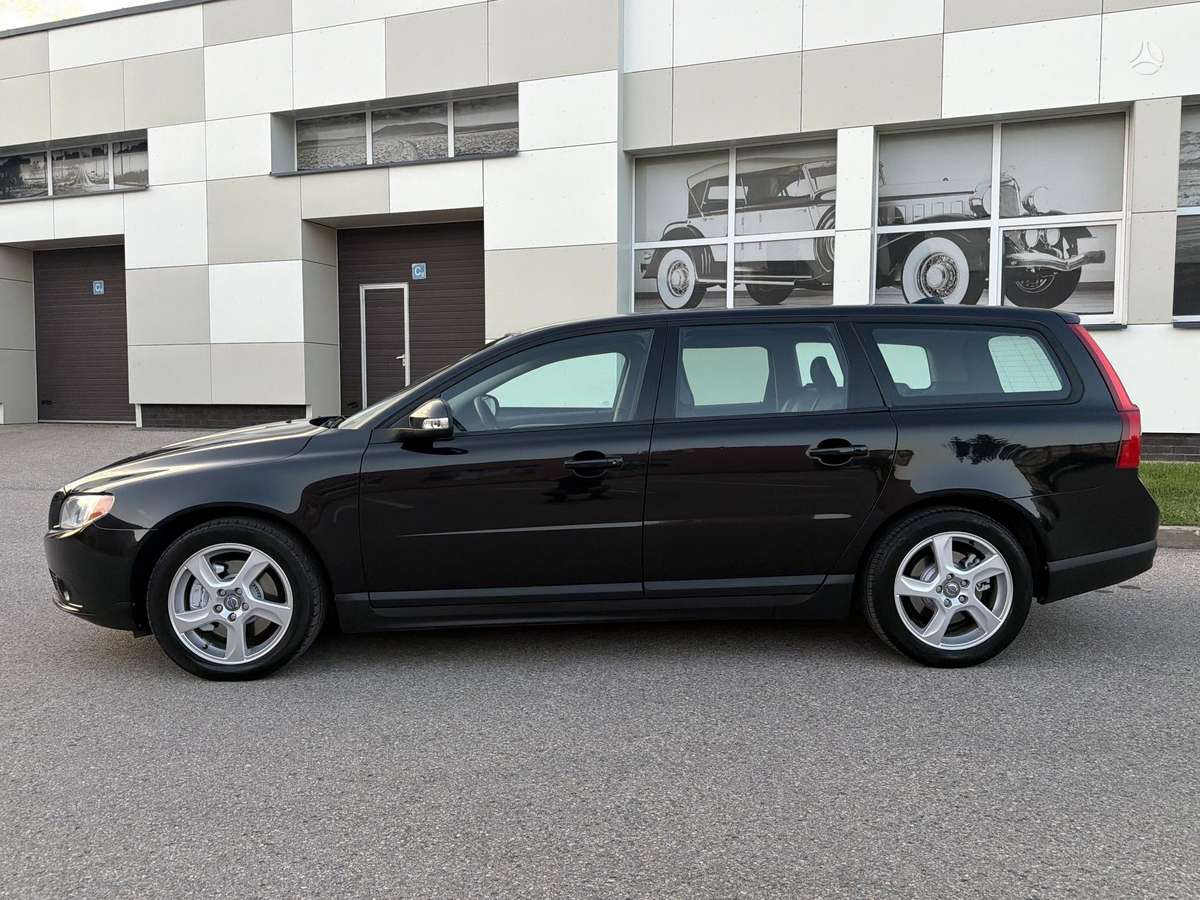 Volvo V70 - 11